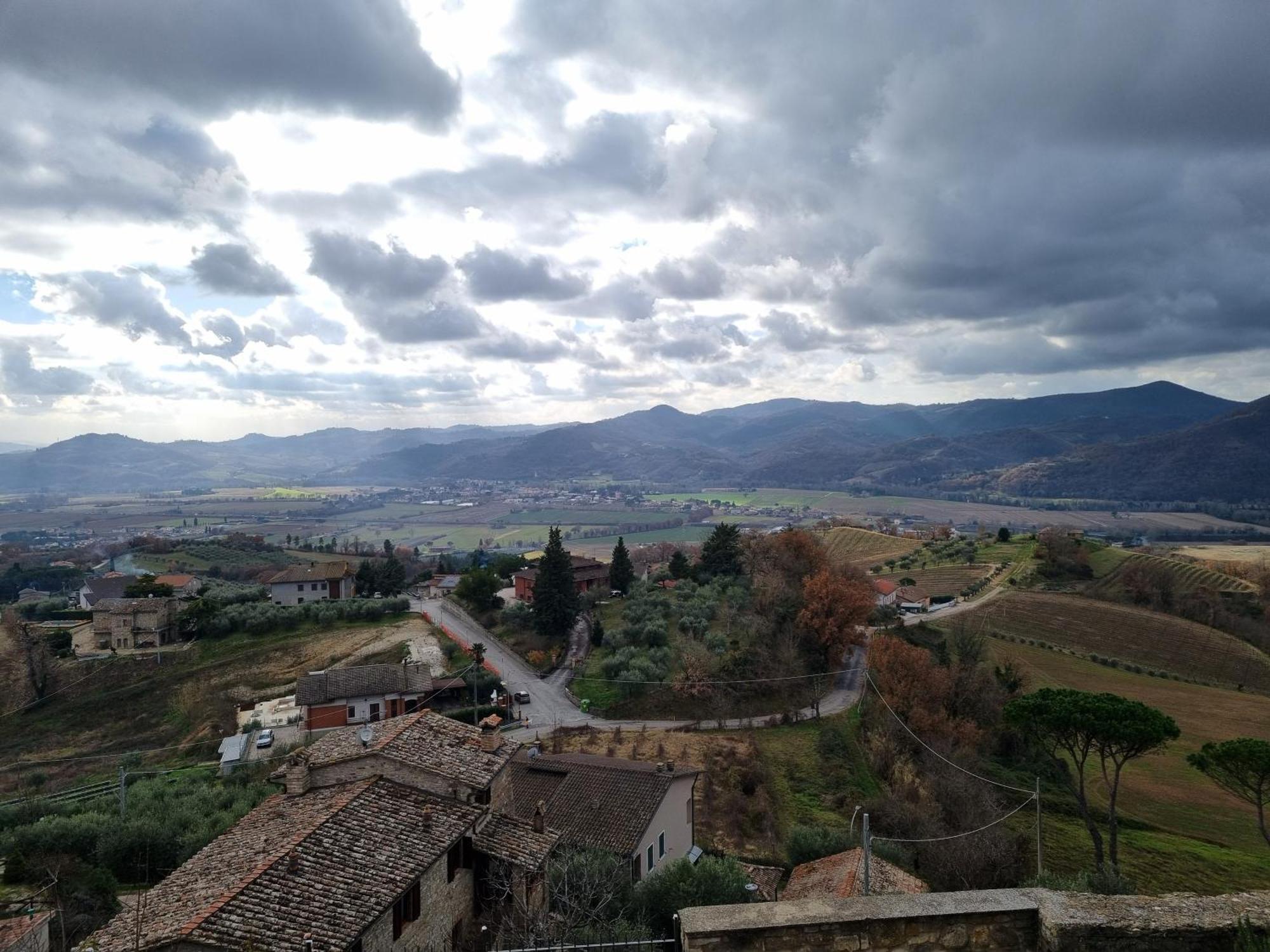 Vesionica Holiday House Perugia Civitella Benazzone Экстерьер фото